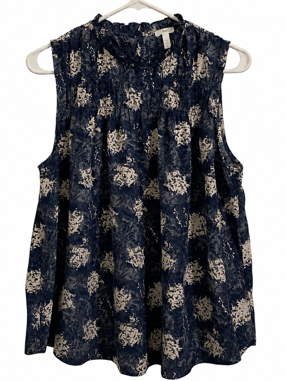 Joie Baltic Print Sleeveless Blouse Sz L Indigo Blue Cream Smocked Ruffle Neck